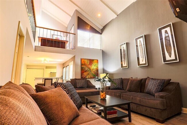 property at 4724 Post Oak Timber Dr