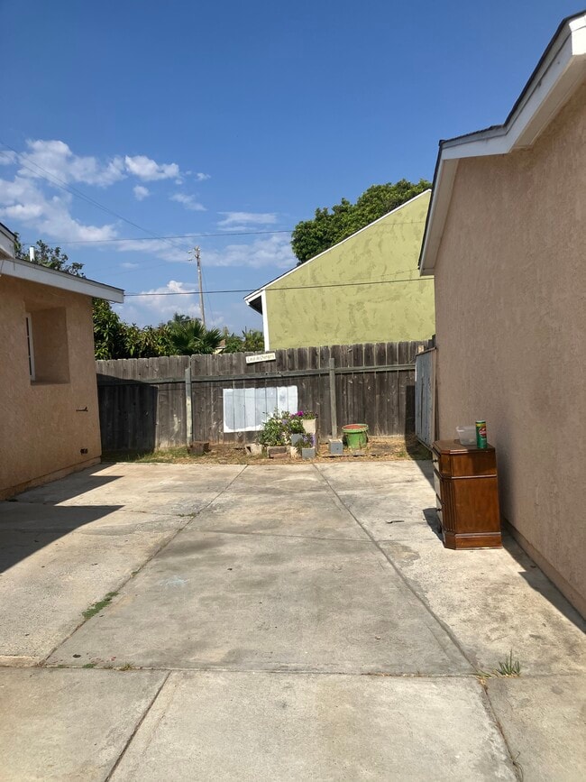 280 Tremont St in Chula Vista, CA - Building Photo - Building Photo