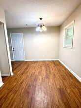 3638 Sweetbriar Cir in Lithia Springs, GA - Building Photo - Building Photo