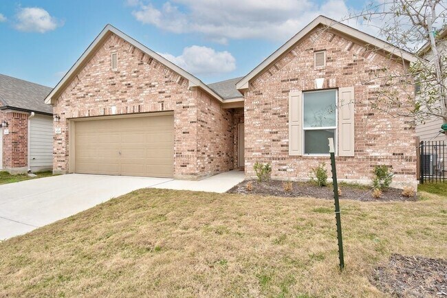 8200 Knoxville Trl in Austin, TX - Building Photo - Building Photo