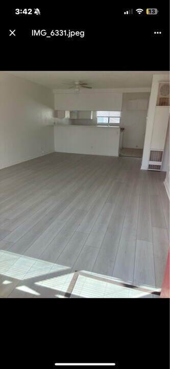 38734 5th St E in Palmdale, CA - Building Photo