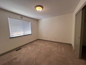 66 Conner Way in Gardnerville, NV - Building Photo - Building Photo