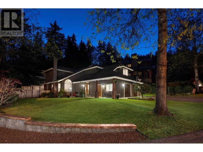 property at 3121 Duchess Ave