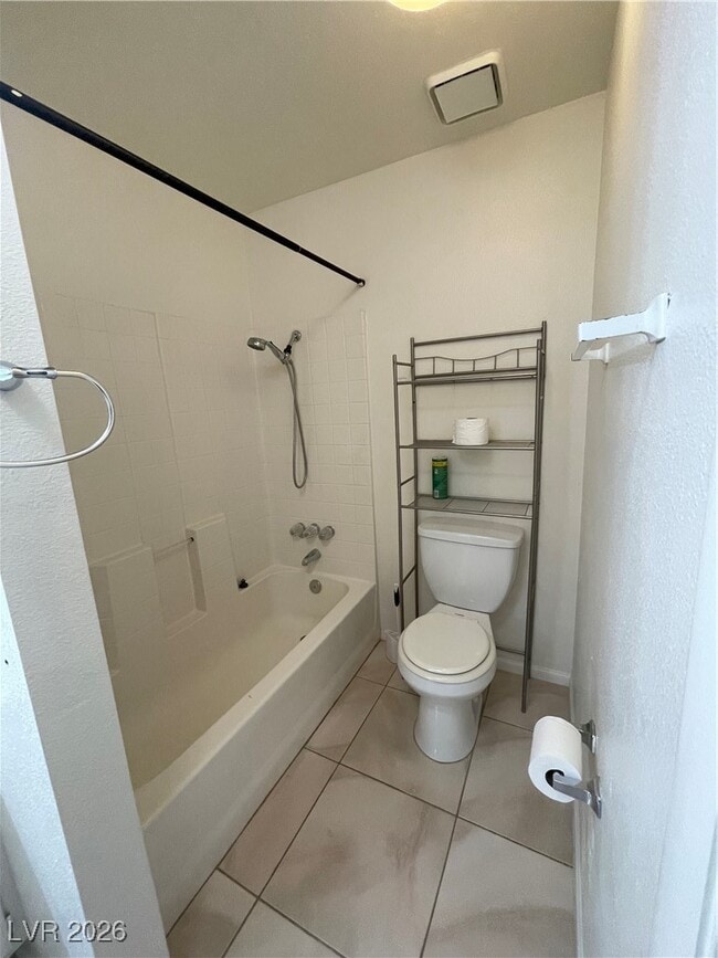 4877 S Torrey Pines Dr in Las Vegas, NV - Building Photo - Building Photo