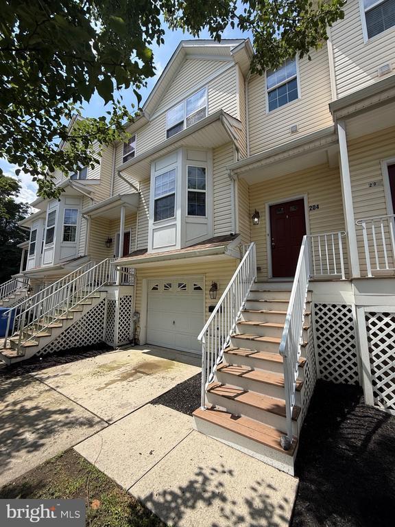 204 Jones St in Burlington, NJ - Building Photo - Building Photo