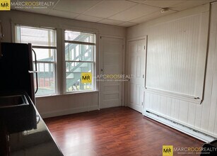289 Chelsea St, Unit 1 in Boston, MA - Building Photo - Building Photo