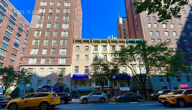 property at 147 E 72nd St