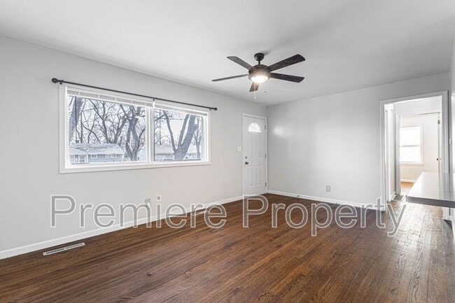 7306 Elm Ave in Raytown, MO - Building Photo - Building Photo