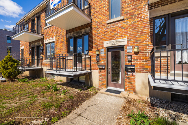 6005-6019 2E Av in Montréal, QC - Building Photo - Building Photo