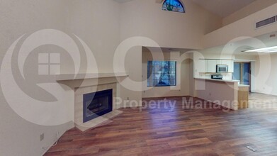 107 E Horizon Cir in Tucson, AZ - Building Photo - Building Photo