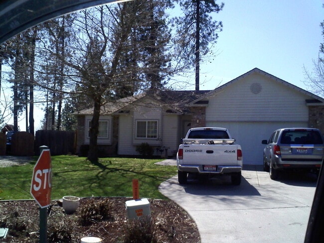property at 8359 N Audubon Dr