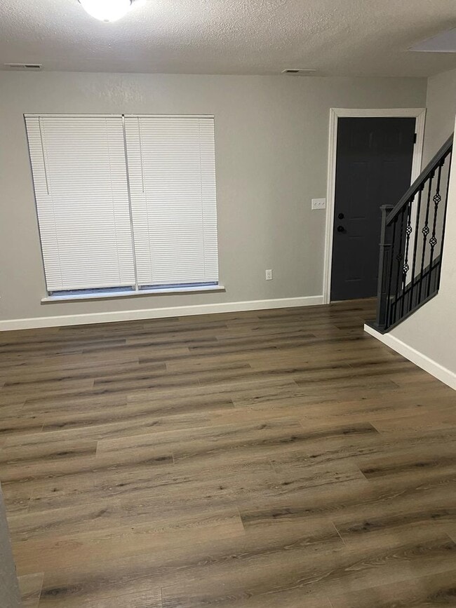 4223 Sunset Dr in Osage Beach, MO - Building Photo - Building Photo