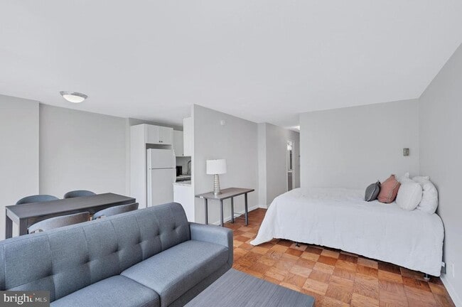 property at 2201 L St NW
