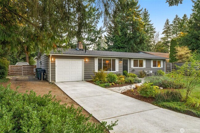 8717 NE 137th Pl