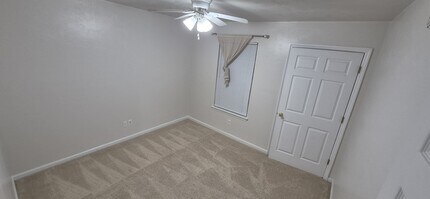 1861 Hopkins Dr in Tallahassee, FL - Building Photo - Building Photo