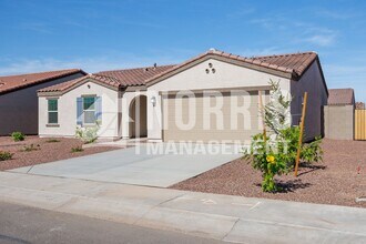 1444 E Angie Dr in Casa Grande, AZ - Building Photo - Building Photo