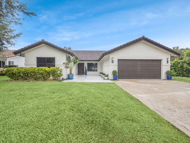 1598 SW 19th St in Boca Raton, FL - Building Photo - Building Photo