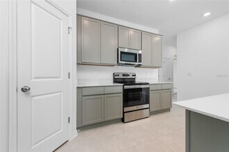 338 Rustic Rail Dr in Lake Wales, FL - Building Photo - Building Photo