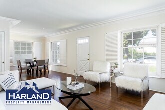 1211 Virginia Way in San Diego, CA - Building Photo - Building Photo