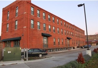 Riverworks Lofts in Dubuque, IA - Building Photo - Building Photo