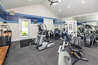 Stone Pointe Village in Fort Wayne, IN - Foto de edificio - Interior Photo