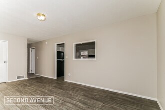 403 Eberhart Dr in Shelbyville, IN - Building Photo - Building Photo