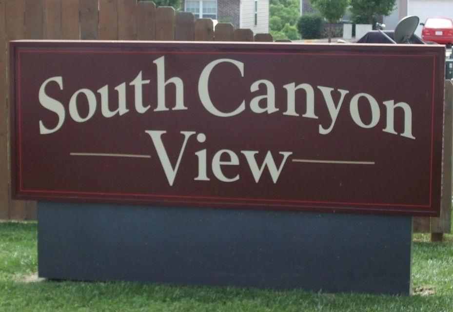 South Canyon View in Columbia, MO - Building Photo