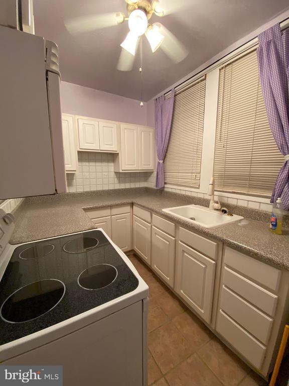 6014 W Oxford St in Philadelphia, PA - Building Photo - Building Photo