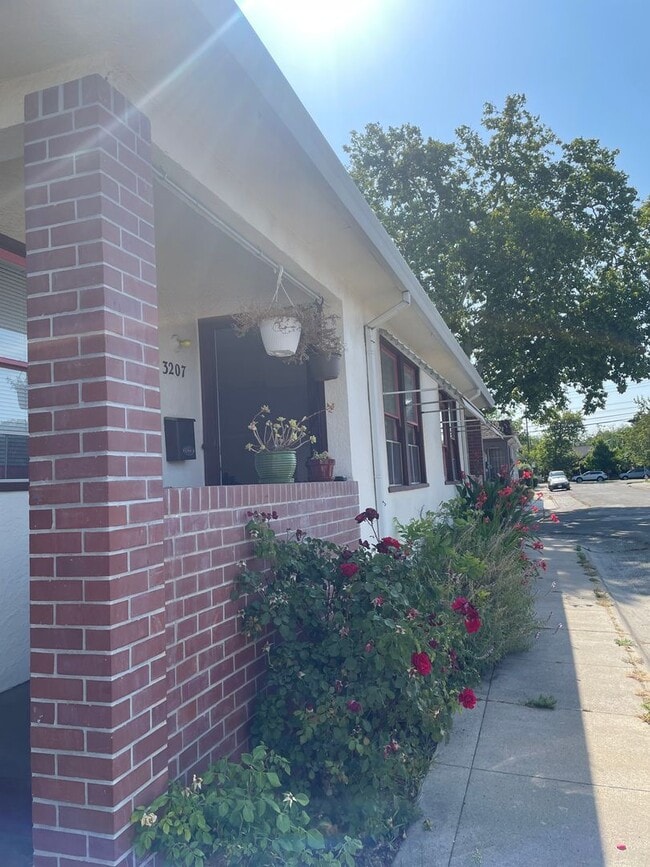 property at 3207 O St