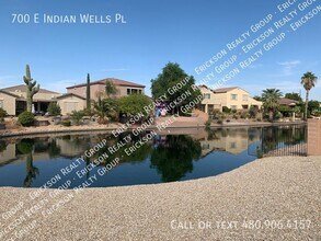 700 E Indian Wells Pl in Chandler, AZ - Building Photo - Building Photo