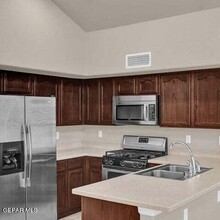 14224 Desert Sky Dr in Horizon City, TX - Building Photo - Building Photo