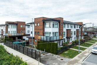 Queens Park Estate in New Westminster, BC - Building Photo - Building Photo