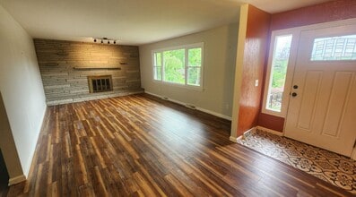 95 Eastwood Ln in Washington, PA - Building Photo - Building Photo