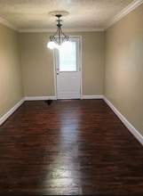 739 Knupple Rd in Silsbee, TX - Building Photo - Building Photo