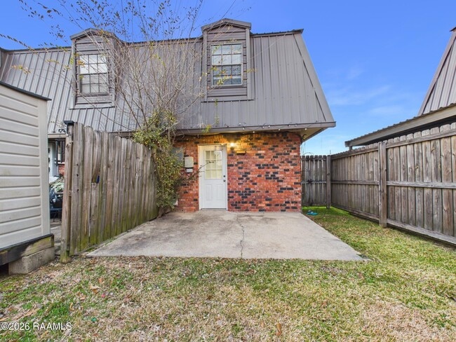 property at 103 Country Ln