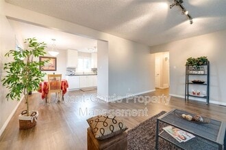 13135-13160 60 St NW in Edmonton, AB - Building Photo - Building Photo