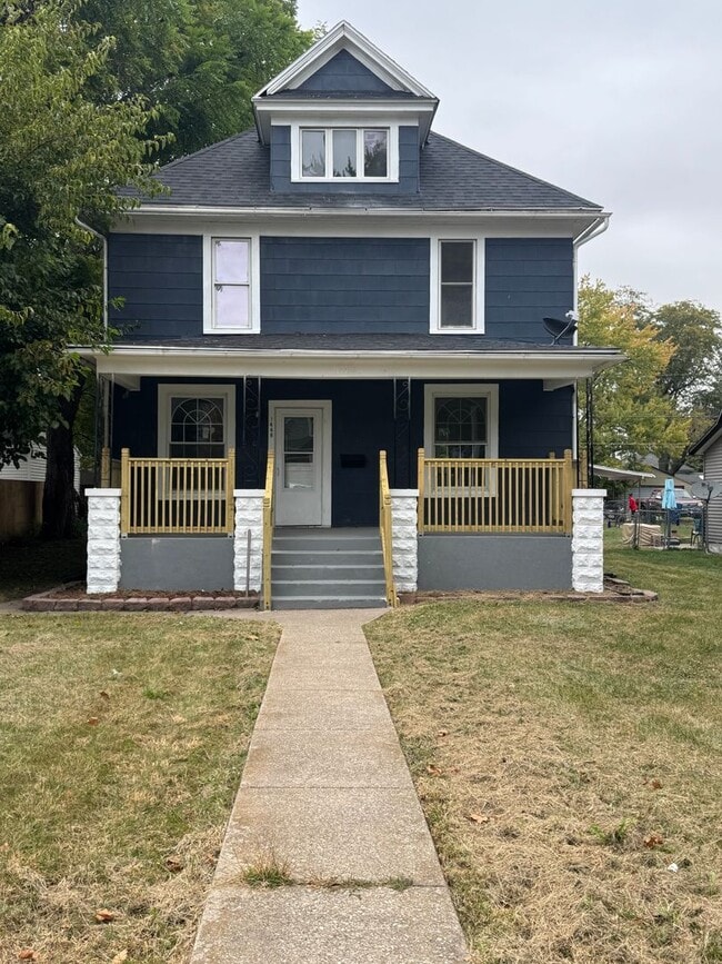 property at 1446 W High St