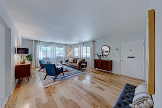 1245 S 15th St in Las Vegas, NV - Foto de edificio - Building Photo
