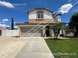 2225 Butterfly Ct in San Jacinto, CA - Building Photo
