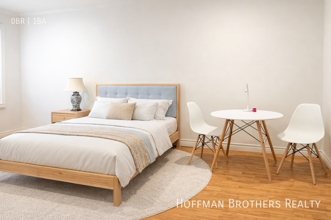 301 N Sycamore Ave, Unit 1 in Los Angeles, CA - Foto de edificio - Building Photo