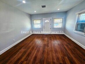 1551 W 103rd St in Los Angeles, CA - Building Photo - Building Photo