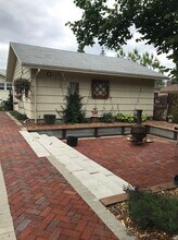 12701 SE Salmon Ct in Portland, OR - Building Photo - Building Photo