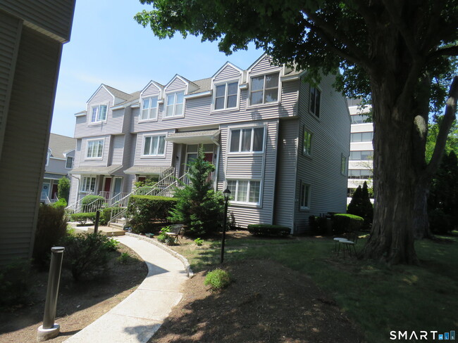 property at 2700 Bedford St