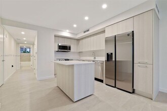 1500 Bay Rd, Unit N-0906 in Miami Beach, FL - Foto de edificio - Building Photo