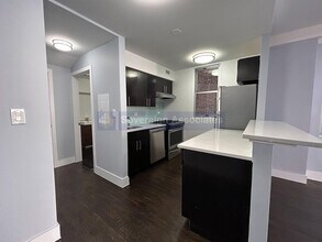 703 W 171st St-Unit -2B in New York, NY - Building Photo - Building Photo