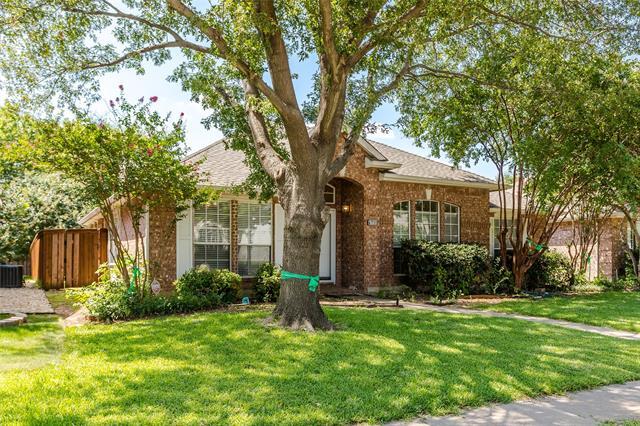 property at 11613 Charlotte Ln