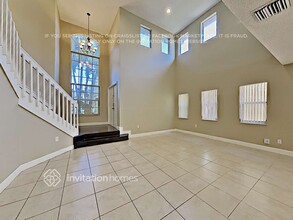 9267 SW 157th Path in Miami, FL - Building Photo - Building Photo