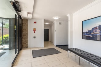 2755 Ordway St NW, Unit 111 in Washington, DC - Building Photo - Building Photo