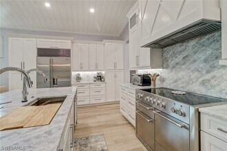 5130 Alpha Ct in Naples, FL - Building Photo - Building Photo