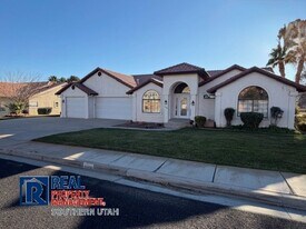 1766 Point Dr in Saint George, UT - Building Photo